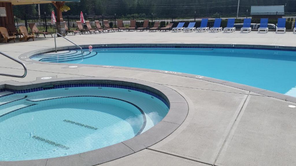 Sunshine Valley RV Resort and Cabins photo