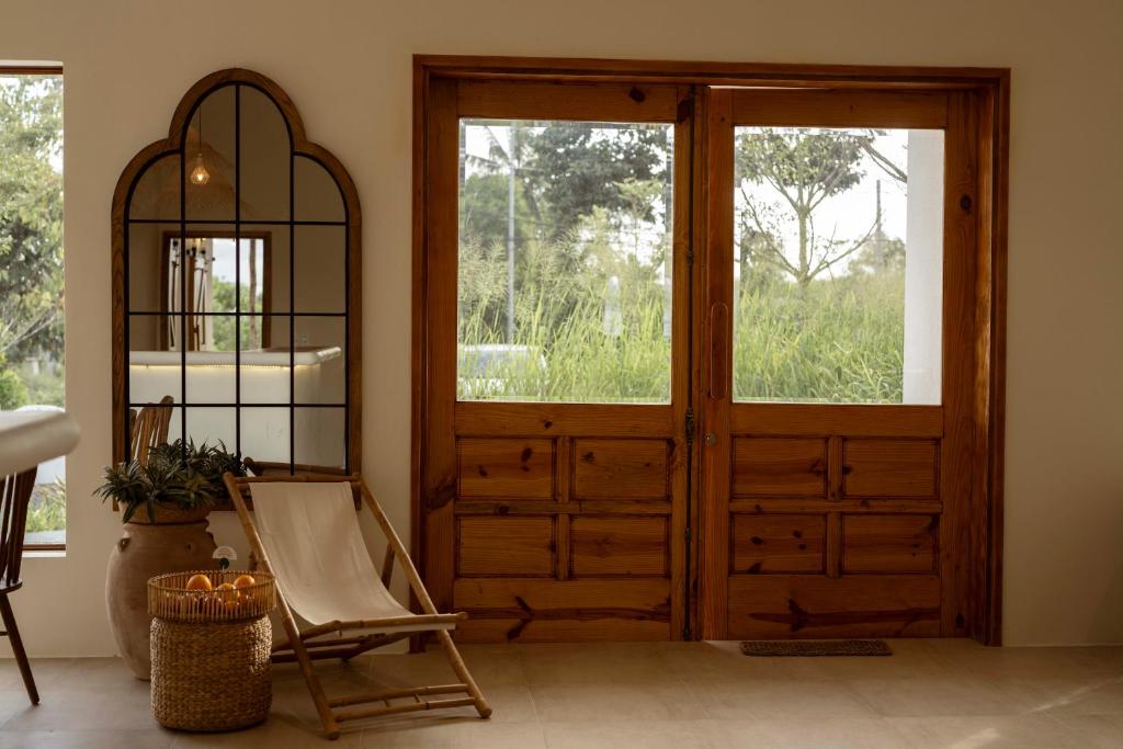 Country Road Villa