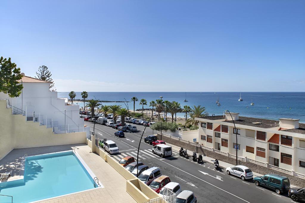MAGNIFICENT FLAT with SPLENDID OCEAN VIEWS - 4