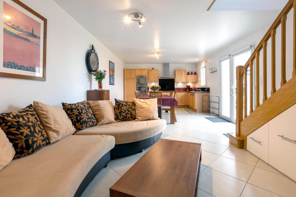 Maison vue mer 150m de la plage, Trégunc