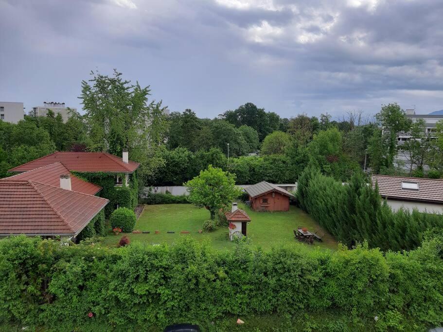 Beautiful Apartment at Geneva Airport, Ferney-Voltaire