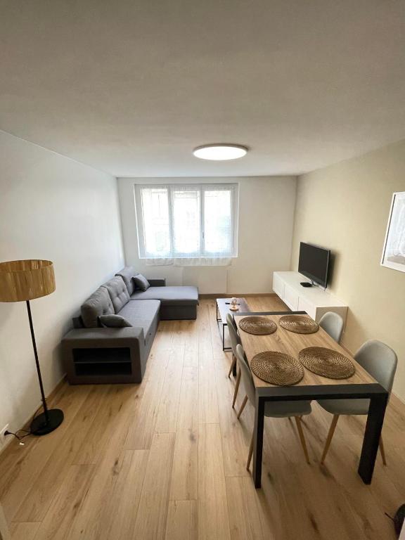 La pause tranquille, Tulle