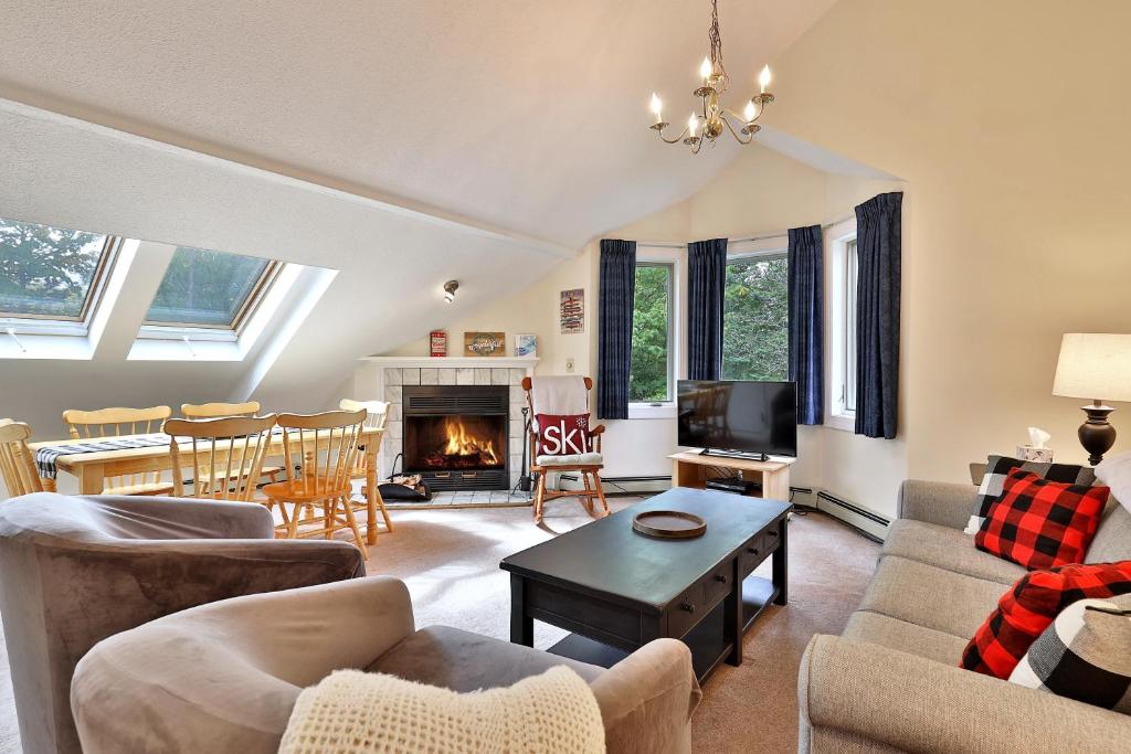 Pico Mountain Condo E306 condo, Killington