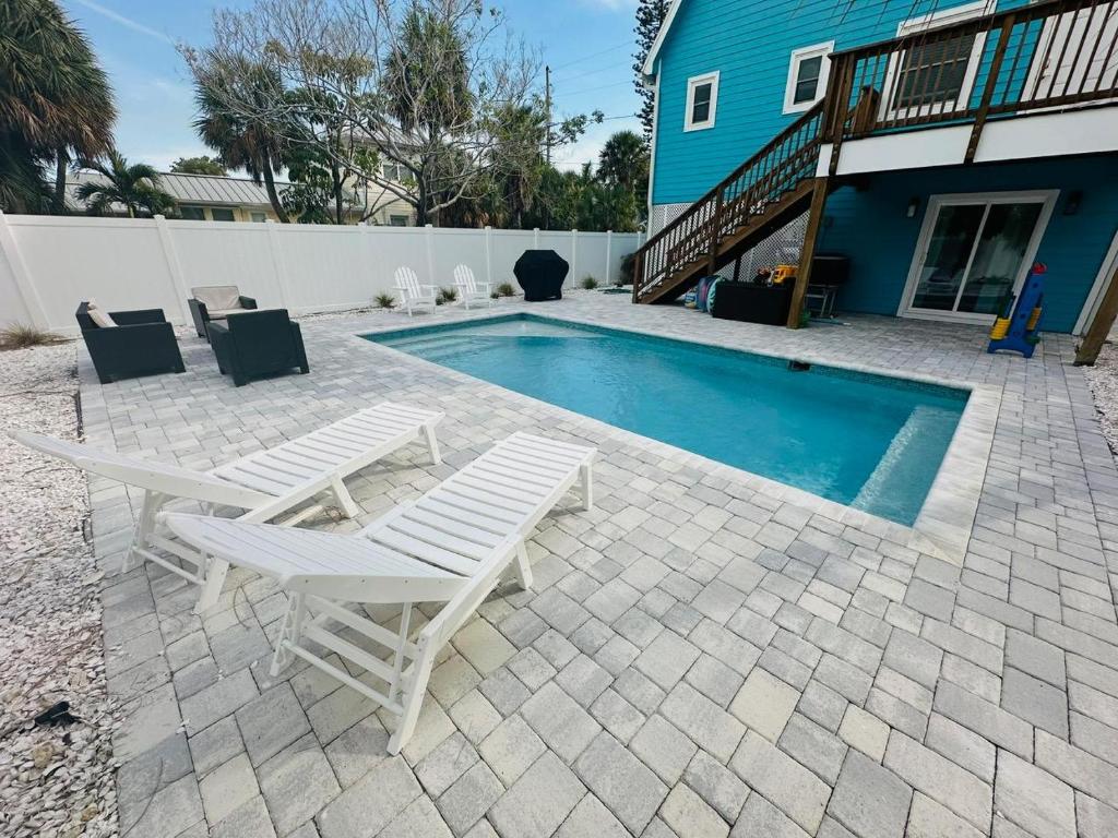 Pass-A-Grille St Pete Beach 3-2 WiFi Parking, St Pete Beach