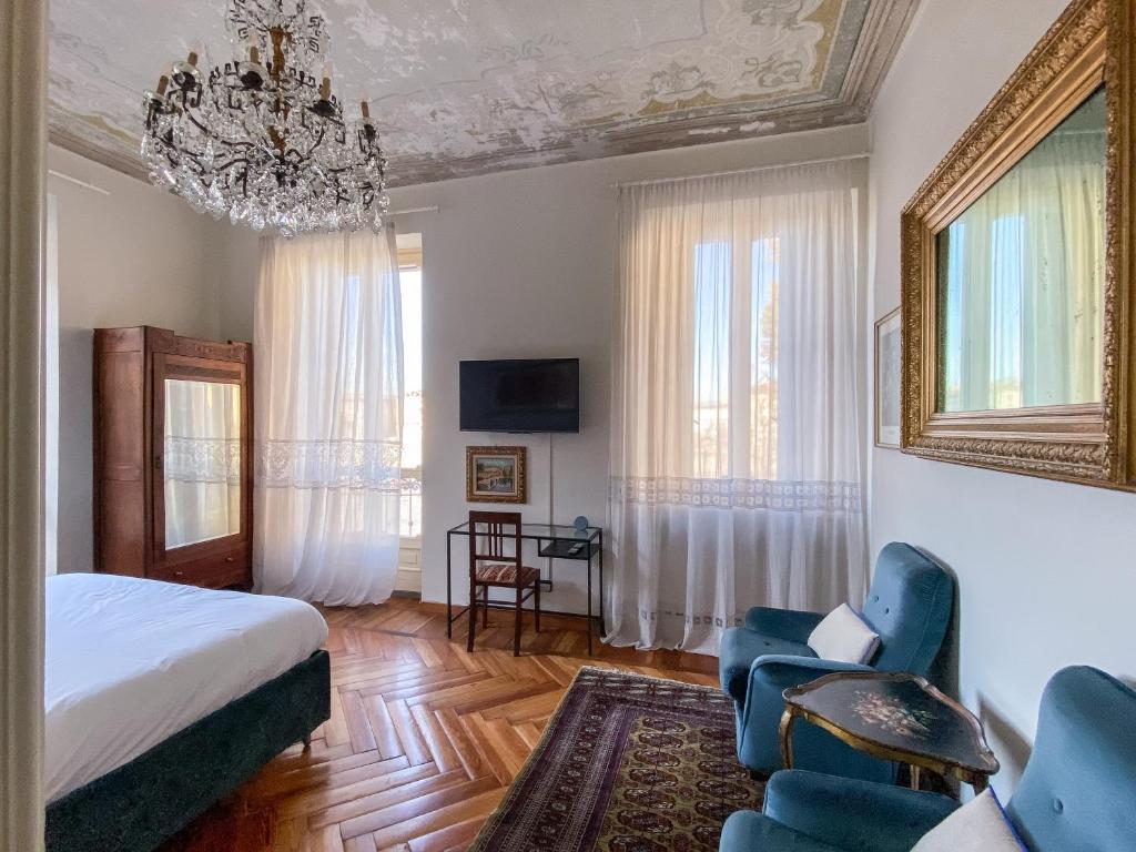 L'Angolo di Casa Verrua, Turin
