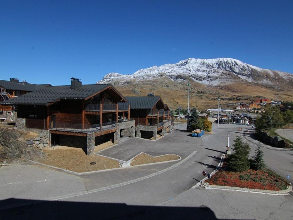 Appartement cosy 4/5 pers. à l'Alpe d'Huez, balcon, prox. commerces & remontées, casier à skis - FR-1-405-341 - 2