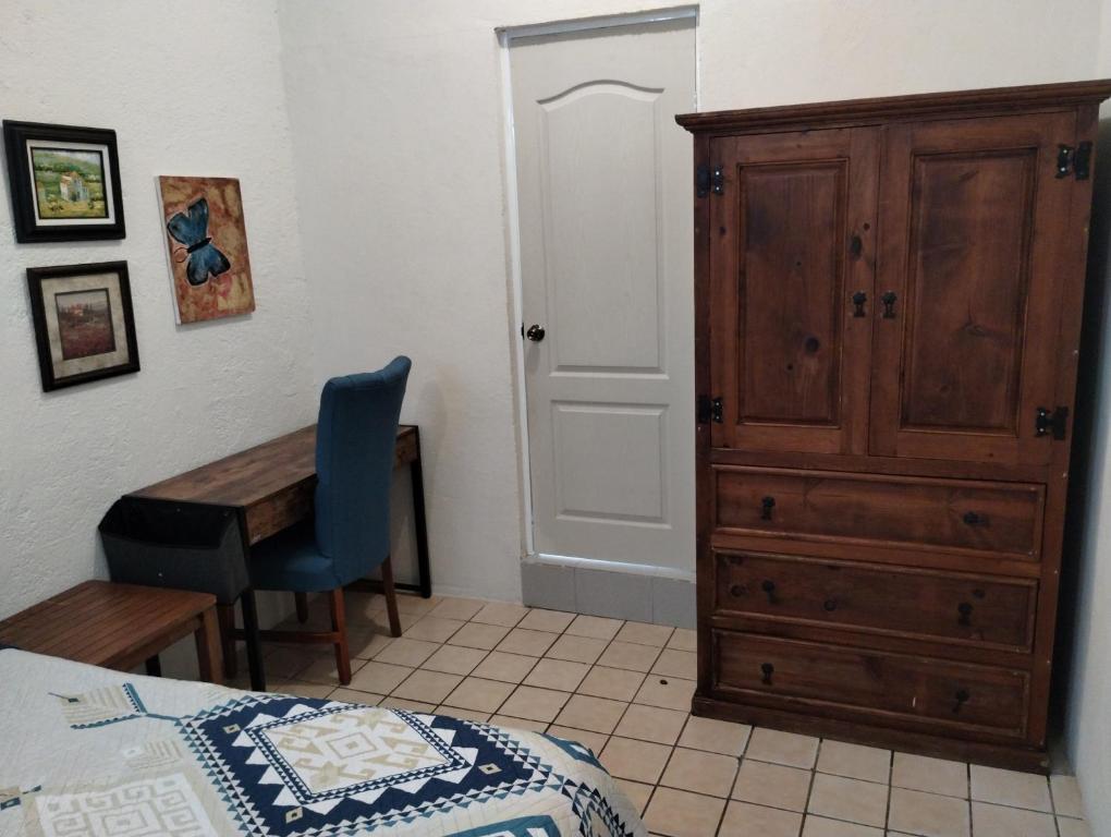 Tres Migueles, estudio Anna, cerca de la marina, zona turistica y playa - 5