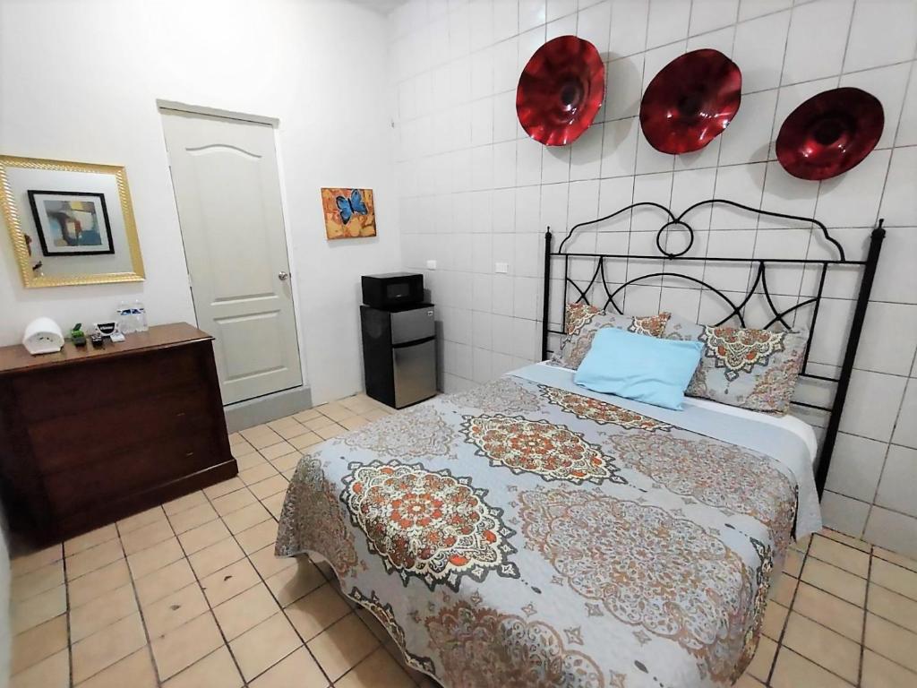 Tres Migueles, habitación Anngel, cerca de la marina, zona turistica y playa - 1