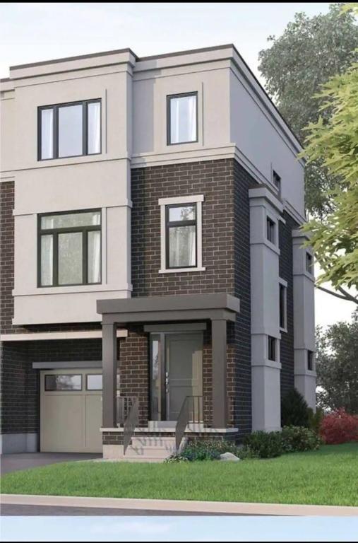 Ensuite guest room with separate entrance, Mississauga