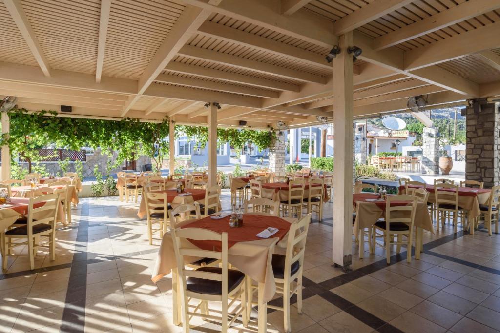 Matina Pefkos Aparthotel — Restauracje i bary in Pefkos, Wyspy Egejskie Południowe