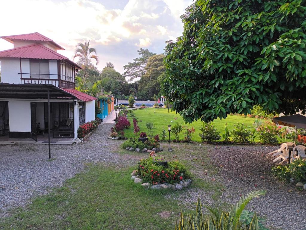 HOSPEDAJE TURÍSTICO CAMPESTRE "Villa Alondra" - 2