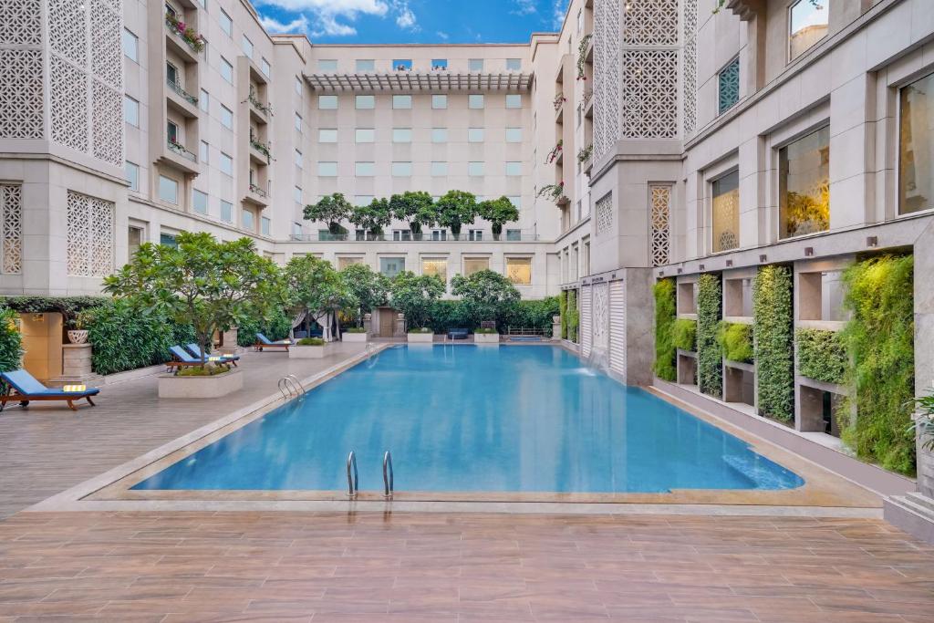 Swimming pool, Lemon Tree Premier Delhi Airport Hotel in New Delhi