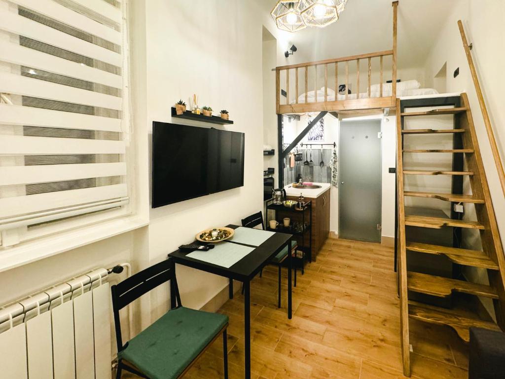 Comfy studio in city center - 1