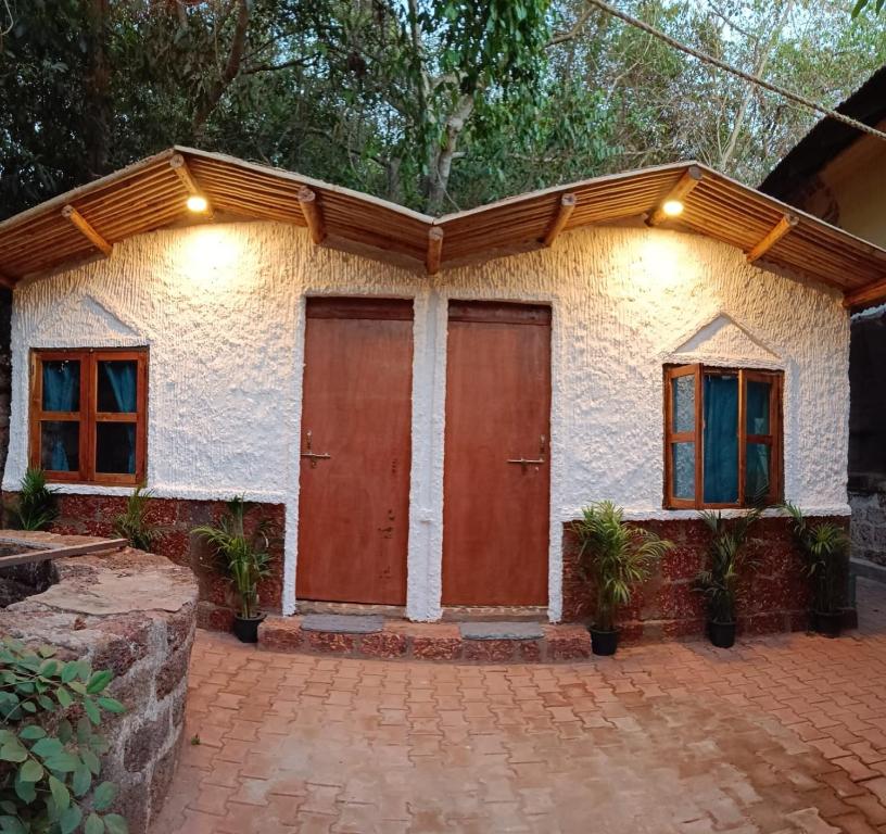 Jungle Huts