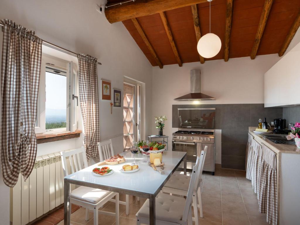 Apartment Chantal by Interhome - 3