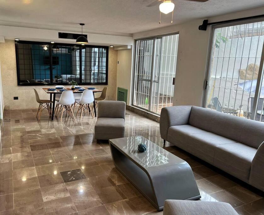 Espacioso, Centrico, Acogedor y Buena Ubicacion, Cancún