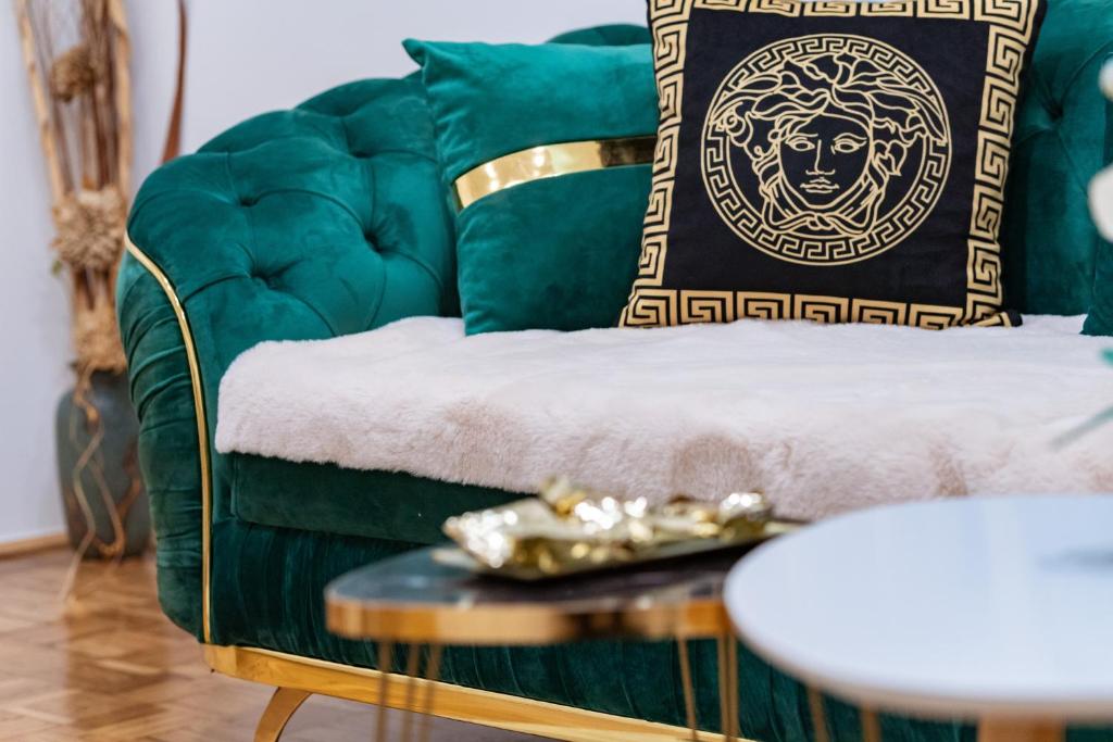 Apartman Princip, Pale