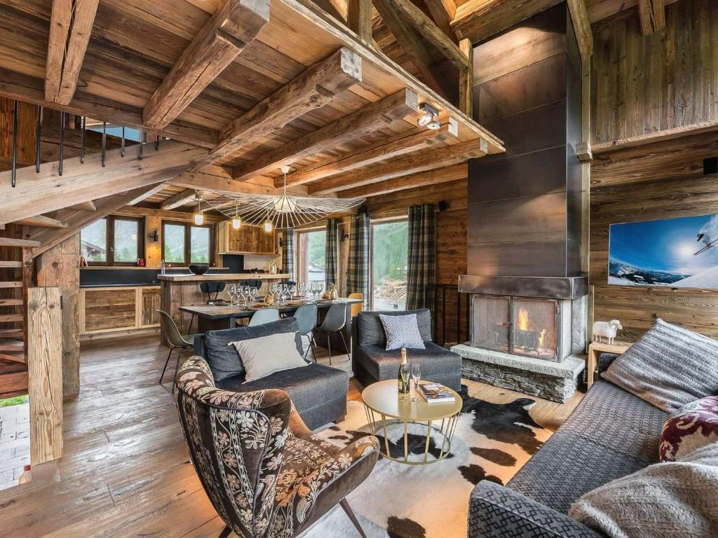 Chalet de Luxe à Val d'Isère avec Jacuzzi et Hammam - FR-1-567-8 - 1
