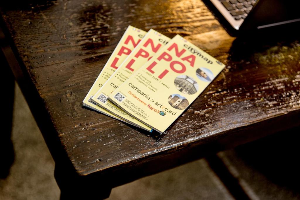 フロント・ロビー