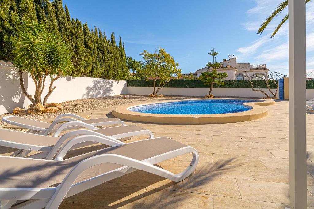 Villa Familia - 2