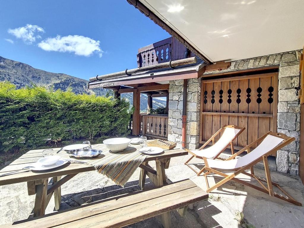 Appartement confortable au pied des pistes avec balcon et garage à Méribel - FR-1-688-37 - 3