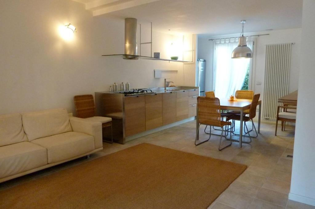 Laguna Village Apartments - 2