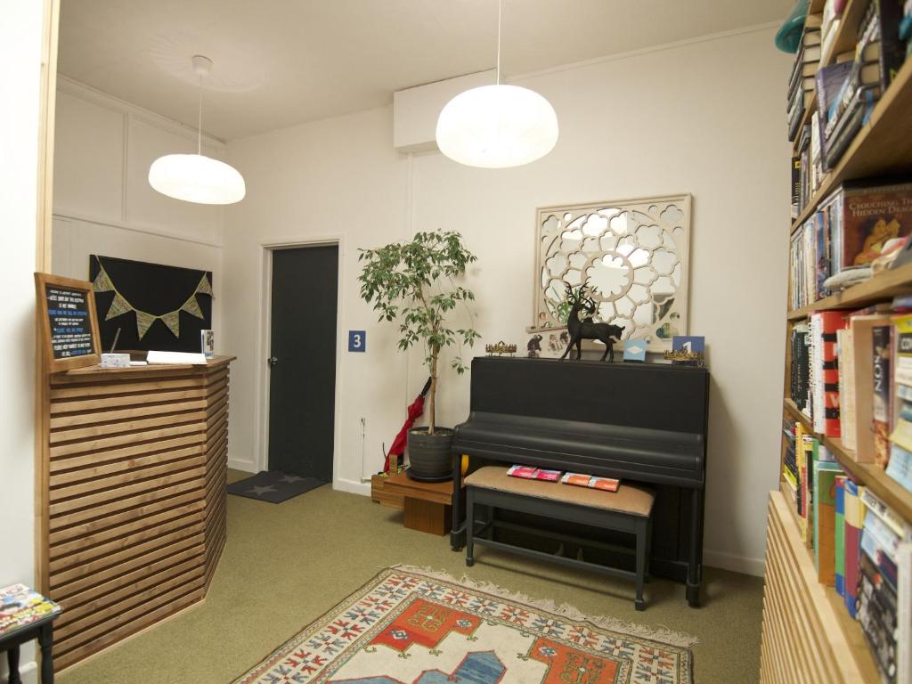 Westpoint Dog Friendly Apartments photo 4