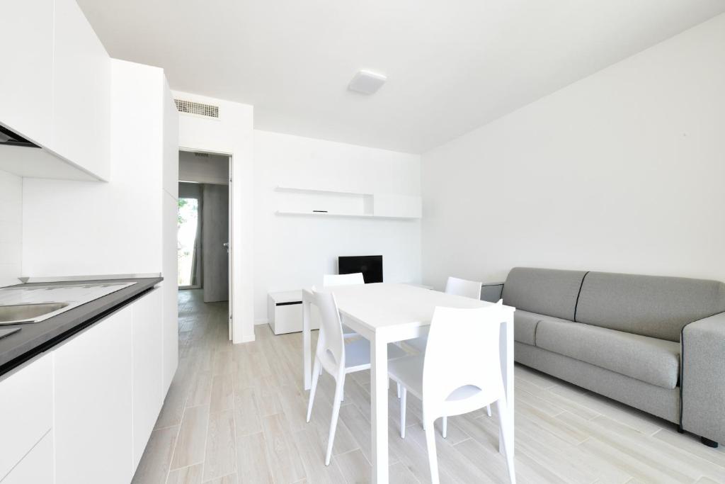 Wave Plus Apartments - 4