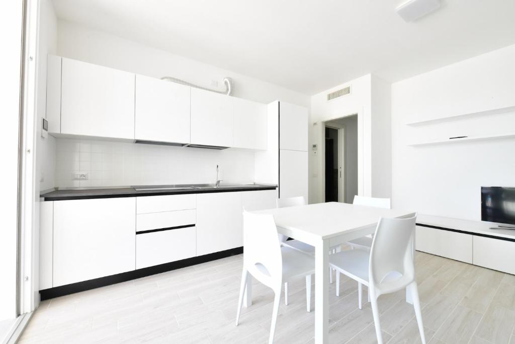 Wave Plus Apartments - 3
