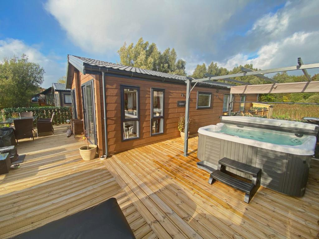 Pine Lake View, Carnforth