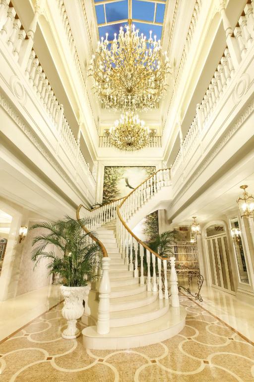 록스 호텔 (Rocks Hotel)