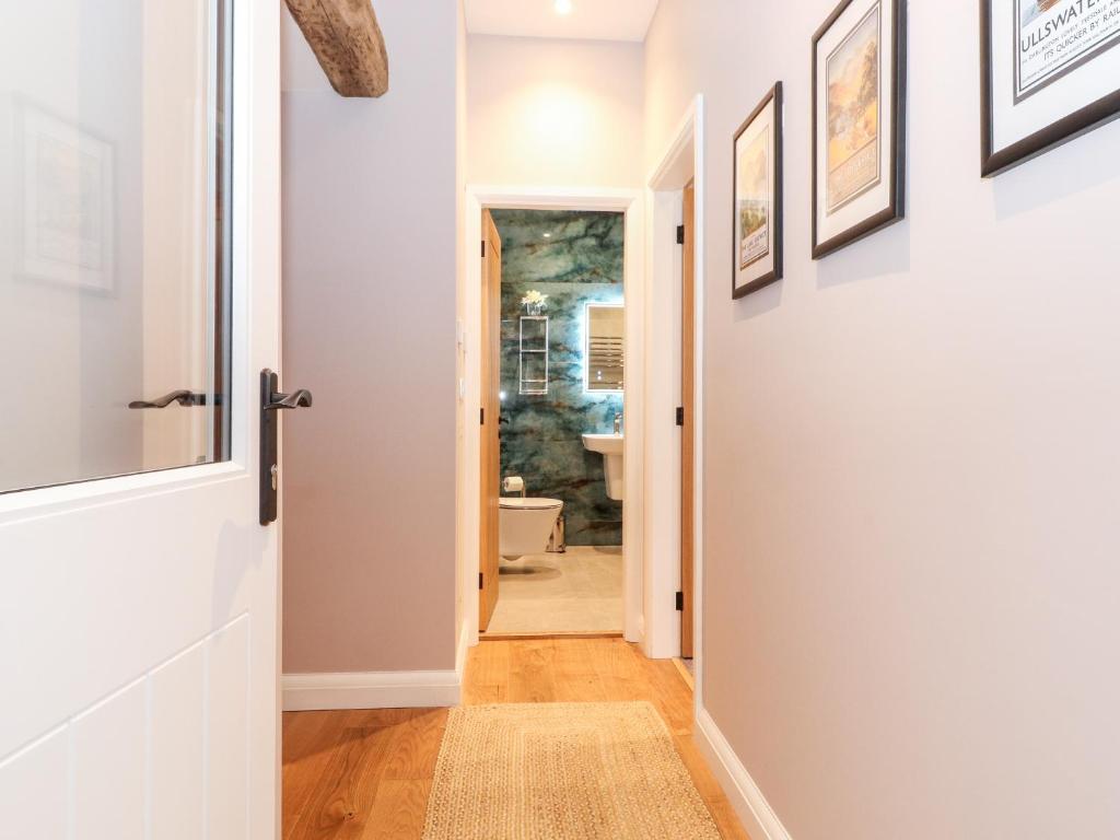 Low Ashmead Cottage photo 4