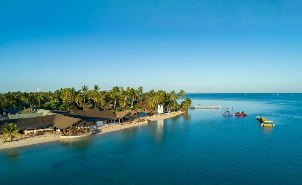 Plantation Island Resort, hotel v destinaci Malolo Lailai
