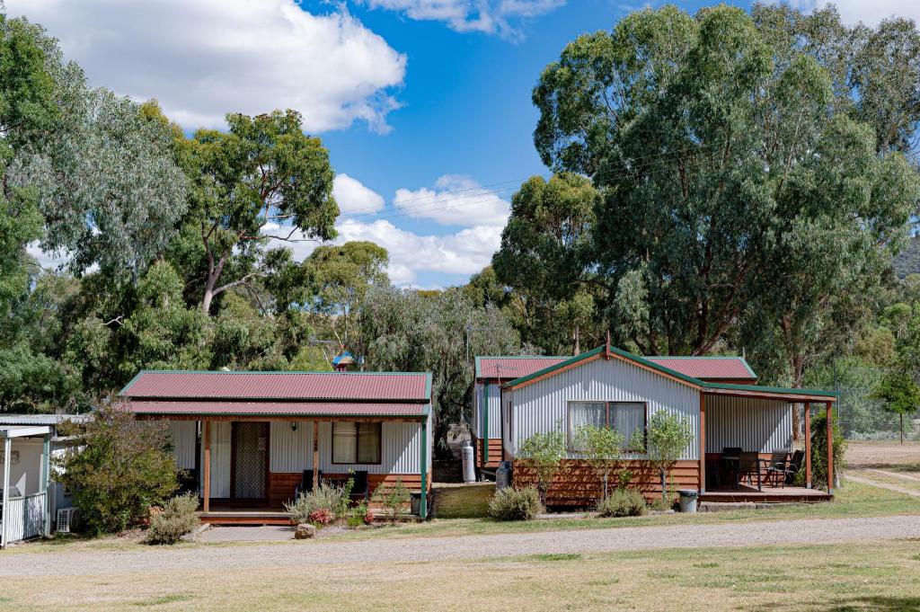 Mansfield Lakeside Caravan Park