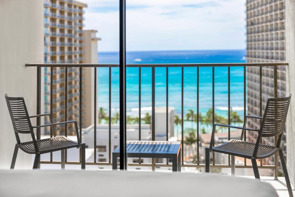 2. 하얏트 플레이스..