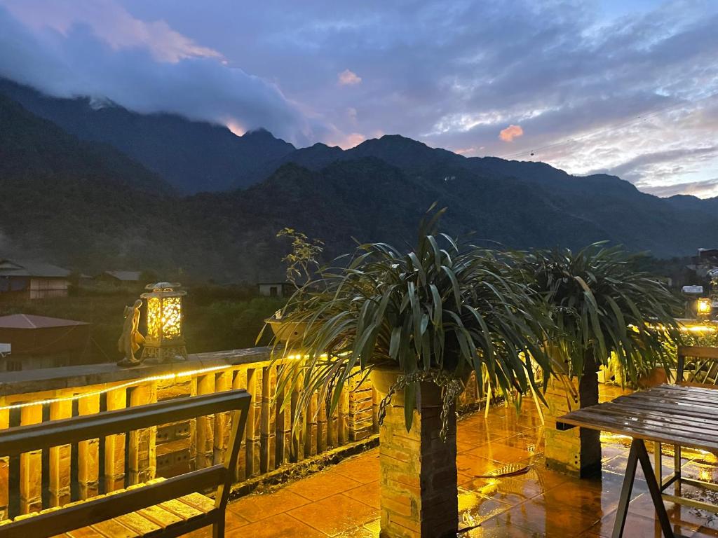 Stone Paradise Homestay