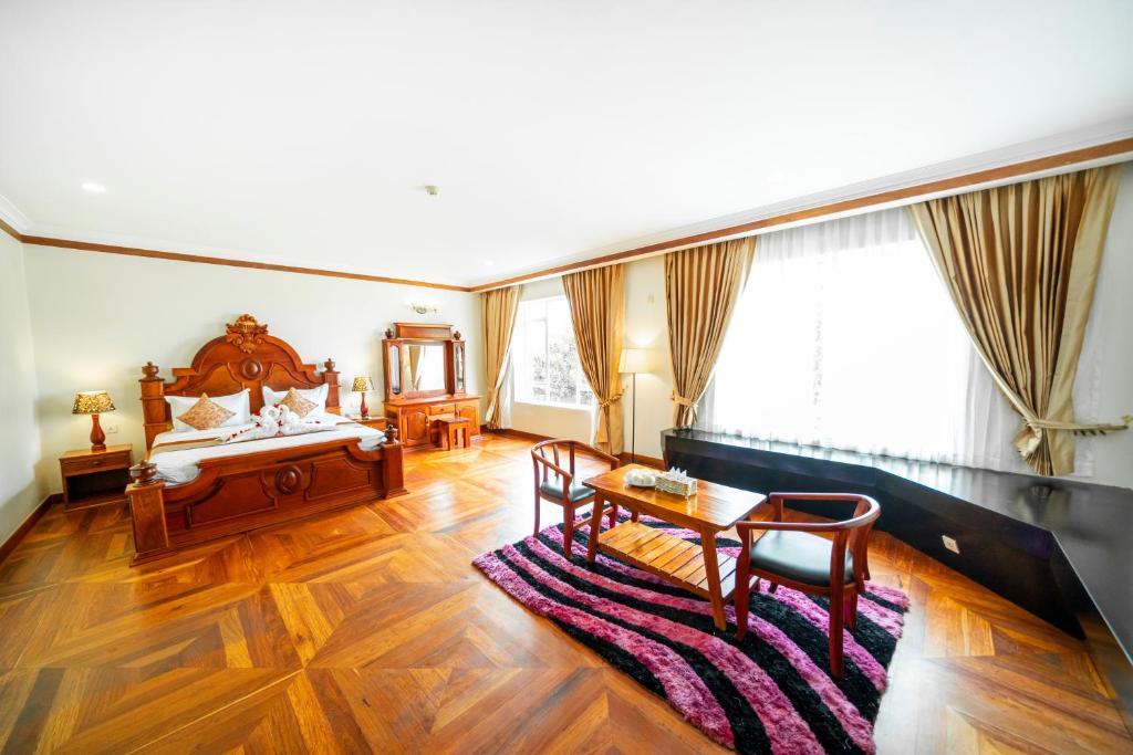 호텔 수영장 전경