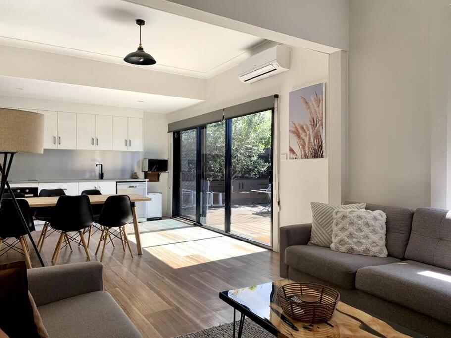 Renovated Character Home, Invermay