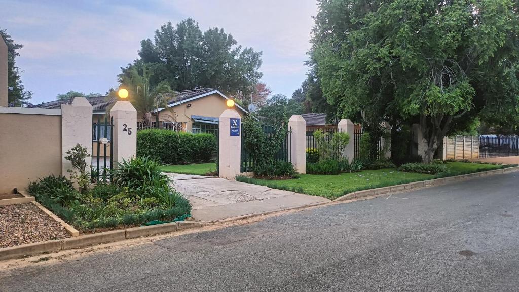 Green leaves, Mahikeng