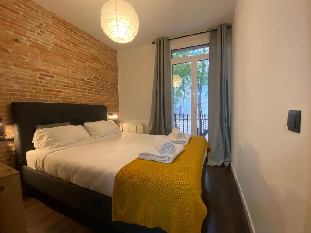 Cosy Urban Oasis 1BD in Poble Sec By MyRentalHost - 4