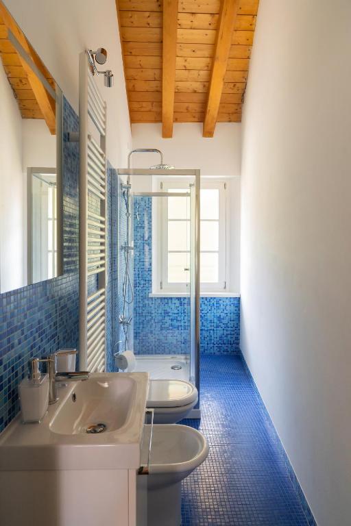Double Private Parking, 2 Bedrooms & 2 Bathrooms - Elegant Apartment in Old Town - 3