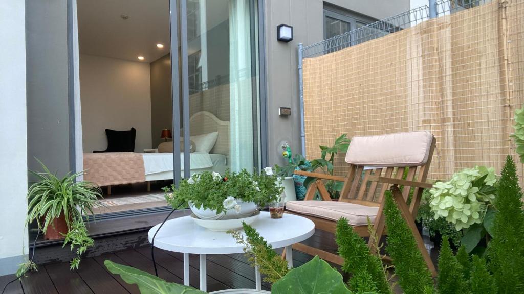 Minato Garden Apartment