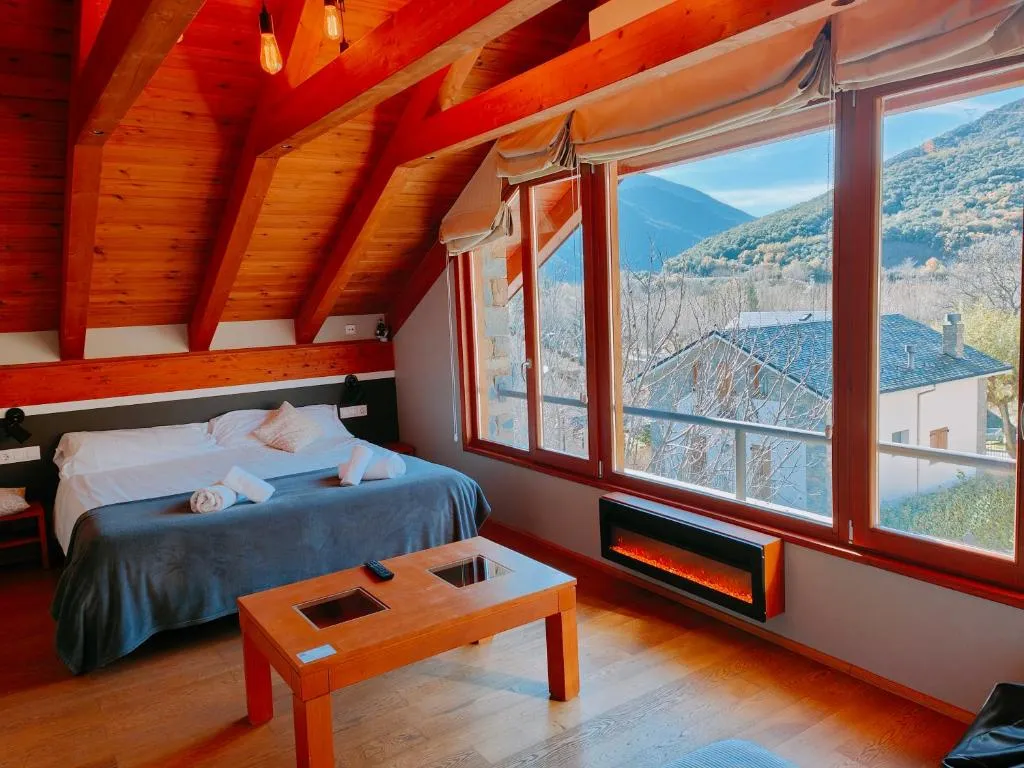 Can Congost, hotel in Sort