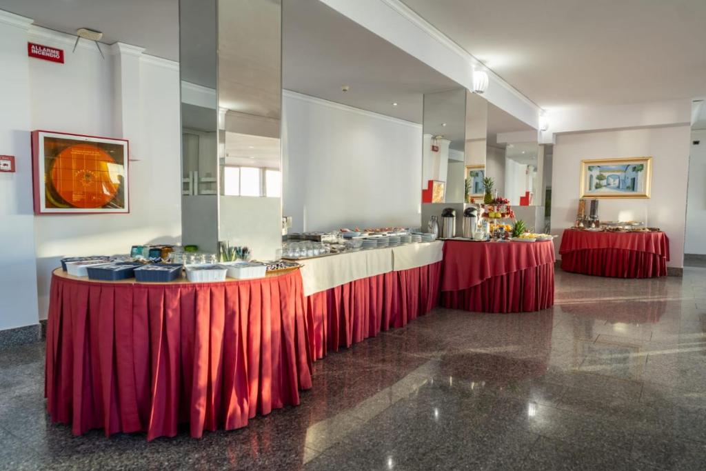 Hotel Corallo — Restauracje i bary in Taormina, Sycylia