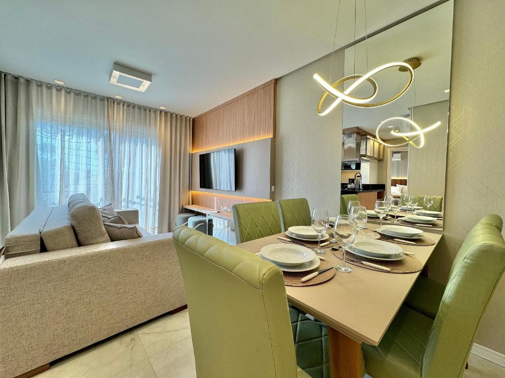 Ipê Amarelo 101 - Apê NOVO Gramado prox Lago Negro, Gramado