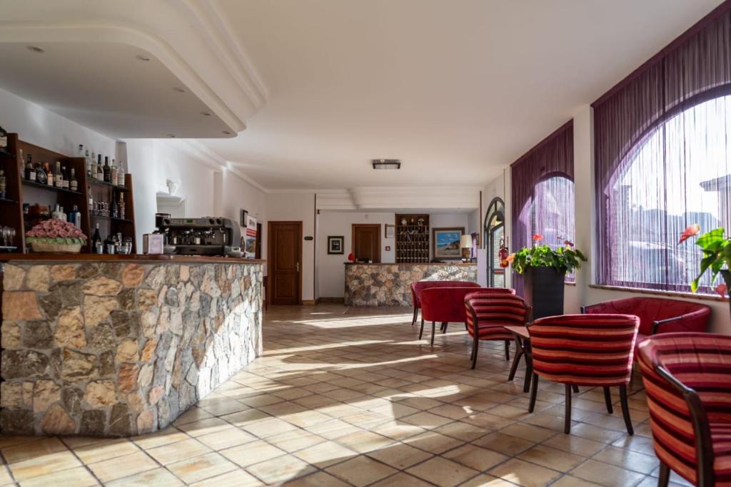 Hotel Corallo — Restauracje i bary in Taormina, Sycylia