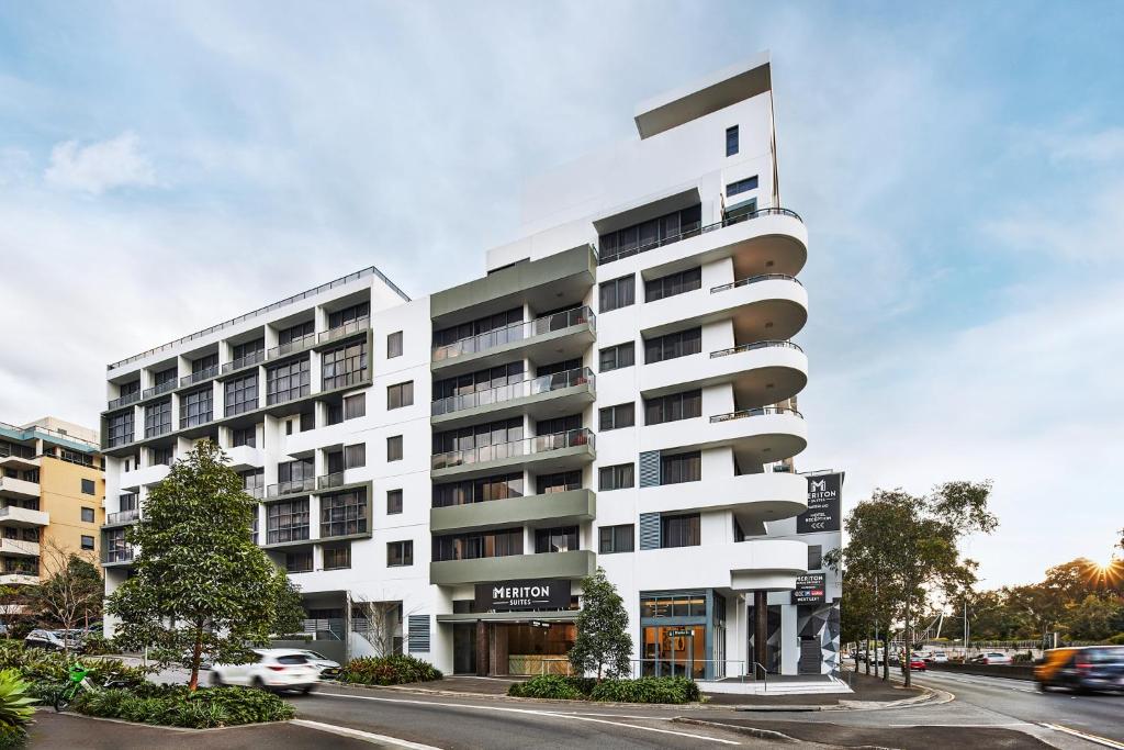 Meriton Suites Waterloo