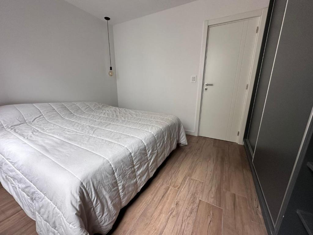 DEPTO 2 amb - BONJO - Excelente ubicacion - SE RESERVA CON SEÑA - 3