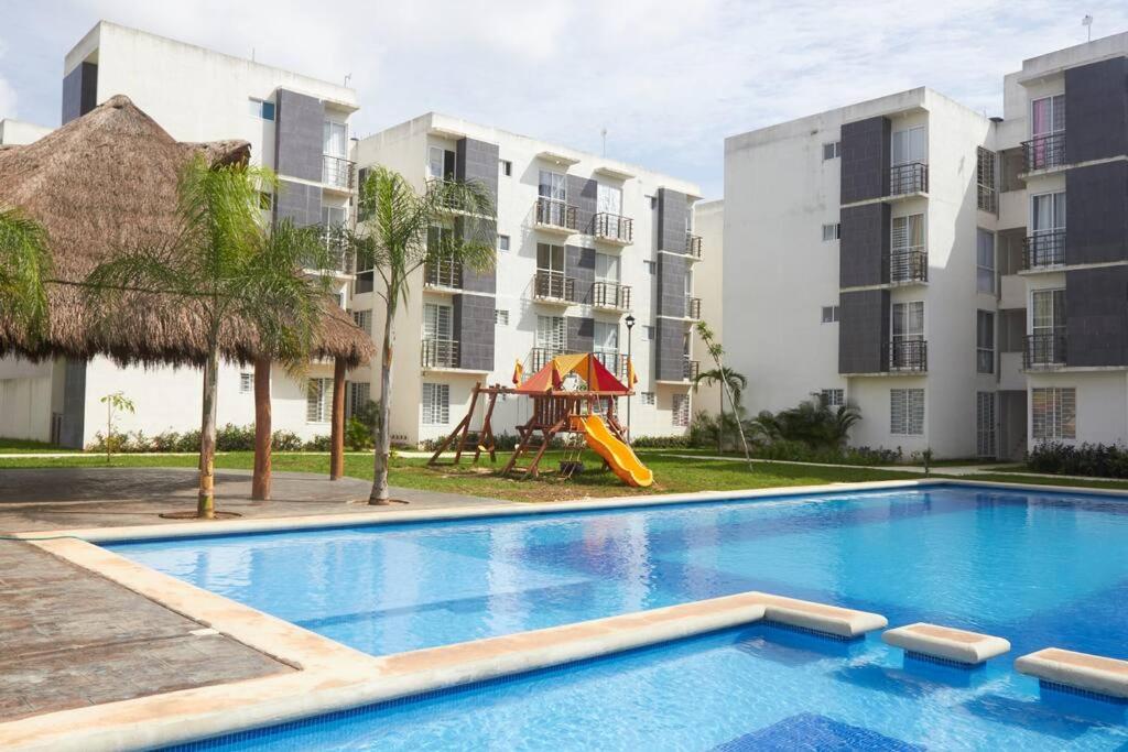 Departamento Tropical en Playa del Carmen - 1