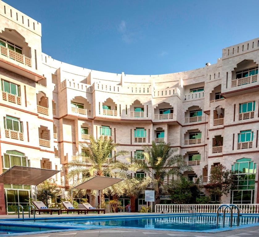 Exterior view, Muscat Oasis Residences in Muscat